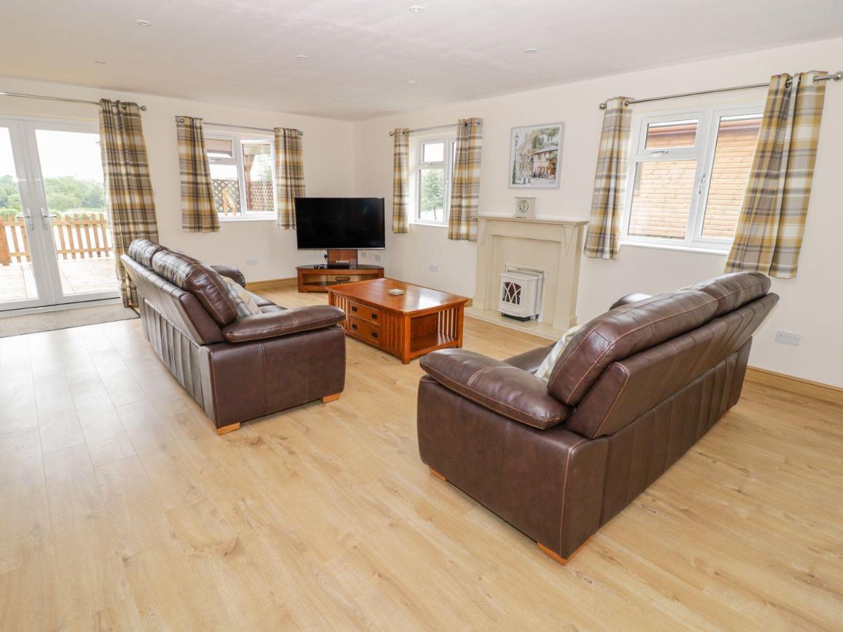 Makins Lodges Nuneaton Εξωτερικό φωτογραφία