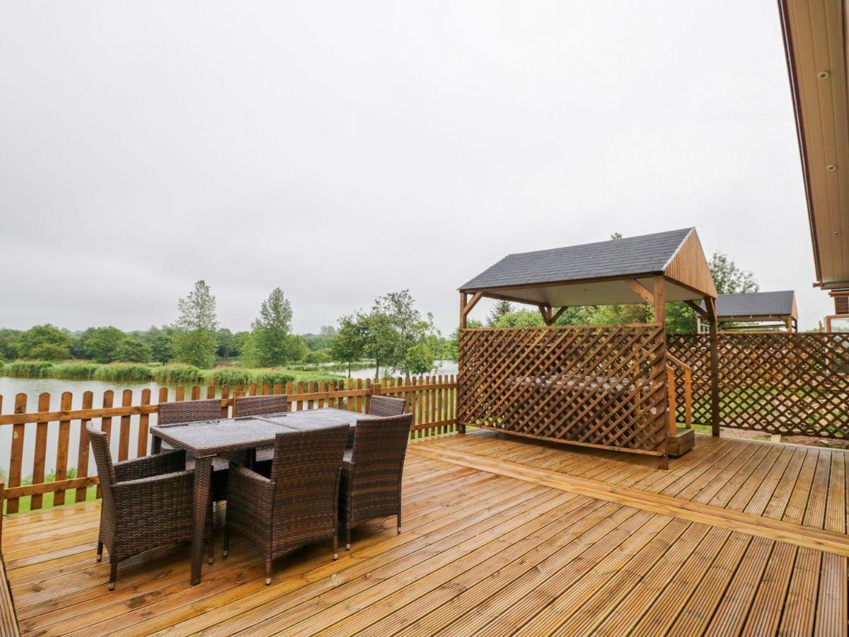 Makins Lodges Nuneaton Εξωτερικό φωτογραφία