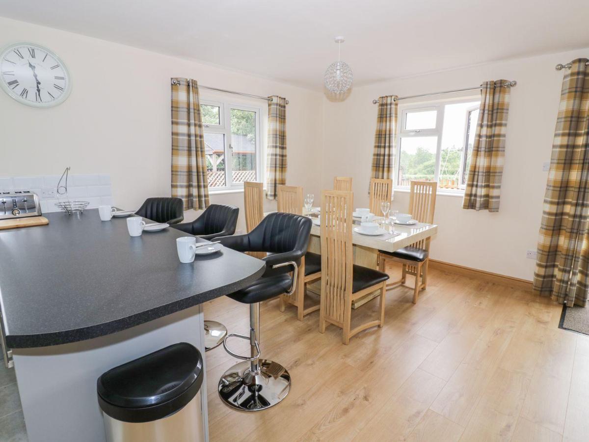 Makins Lodges Nuneaton Εξωτερικό φωτογραφία